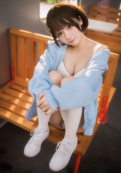 高耸的双乳丰盈饱满_4K手机免费观看完整